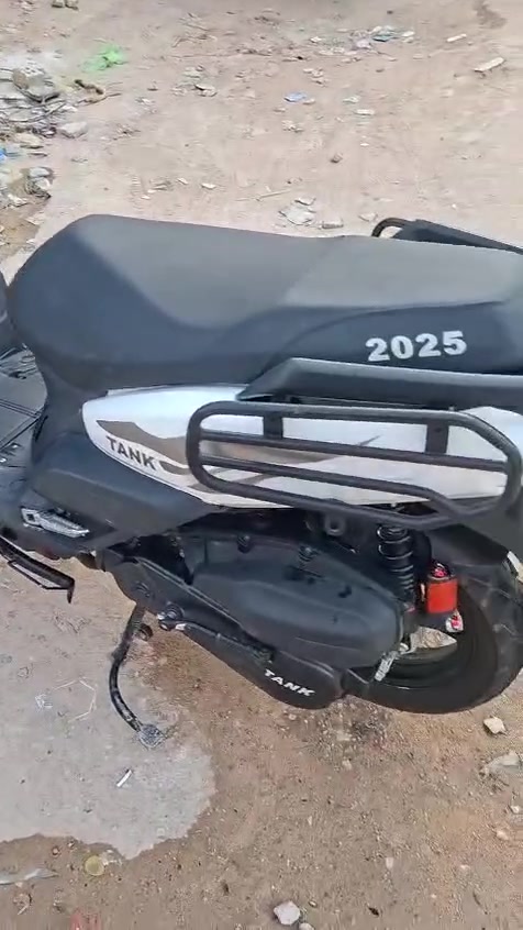 صار 20يوم من طالعه من الوكيل
دراجه فول مواصفات
جك كهربائي حساسات تشغيل عن بعد
السعر مليون و100 وبيه مجال
الرقم ***********
