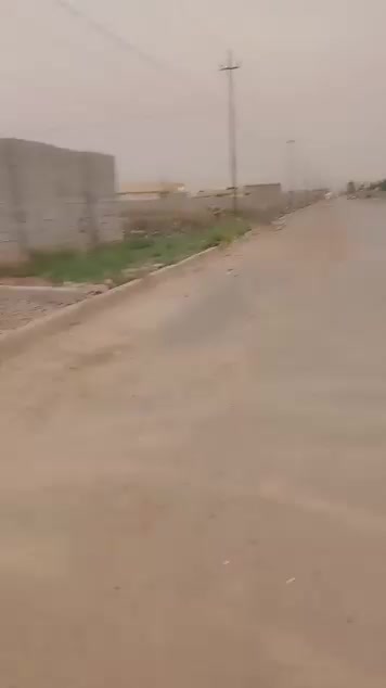 اسلام عليكم
عدي كاع 500متر تريد 100هم ابيع شارع أبو علي جوه شارع ريسي 20متر عرض  الفرع 8 أمتار
السعر 45 كلهة وبيها مجال اتريد 100متر هم ابيع وتدللو
الهاتف ***********
