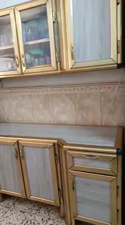 السلام عليكم
كاونتر للبيع المنيوم شغل درجة اولى ونضيف جدا وياة كنتور ابيعة كامل الي يفيدة يتصل ***********
