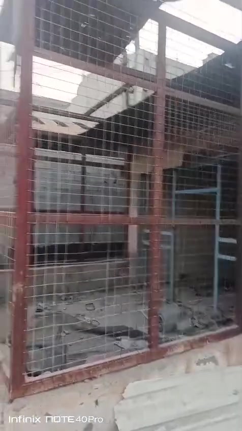 بيبان ثنين وي القفص رايدهم ب250 
مكاني شط العرب الجباسي
***********
