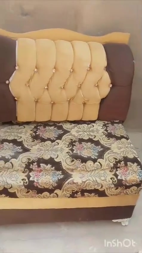 اربع مقاعد يرادلهن ترتيب حي النداء 
***********
