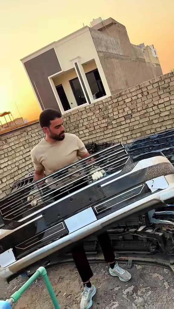 السلام عليكم
توفرت دعاميات امامي وخلفي كامل مقفل اصلي تفصيخ 
هونداي بلسايد #2026
العنوان / بغداد كراده مجمع مشن قرب مطعم طيبه 
***********
استخدم Waze للقيادة إلى حيدر سمير لمواد تفصيخ التلورايد, Baghdad, Baghdad Governorate: https://waze.com/ul/hsvzt7qjxr
