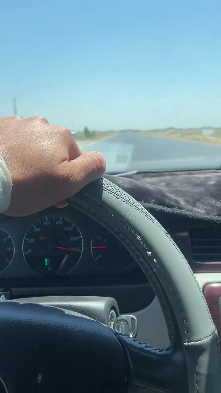 سلام عليكم امبالا ٢٠١٠ كلين سونار مرفق بلمنشور مكينه كير تبريد كفاله صدر جديد موصفات تحكمات ستيرن كروز سرعه تشغيل عن بعد شاشه وسمعات كامره جدد اصليات ويل باتري جديد ويل بوليس كلشي شغال بلاديه مال جناي هزه جديد بسمي السياره مكانه بغداد *********** السعر ٩٥ بيه شي بصيط 
اسف على الاطاله وكلشي اكو بلسوك حته ٦٠ ورقه احسن من هواي سيارات كرزانه وكعده وطرق طويله وغراضه رخيصه مكينه ٣٠٠ الف ولكسنت ١١ ورقه ويمك لحساب
