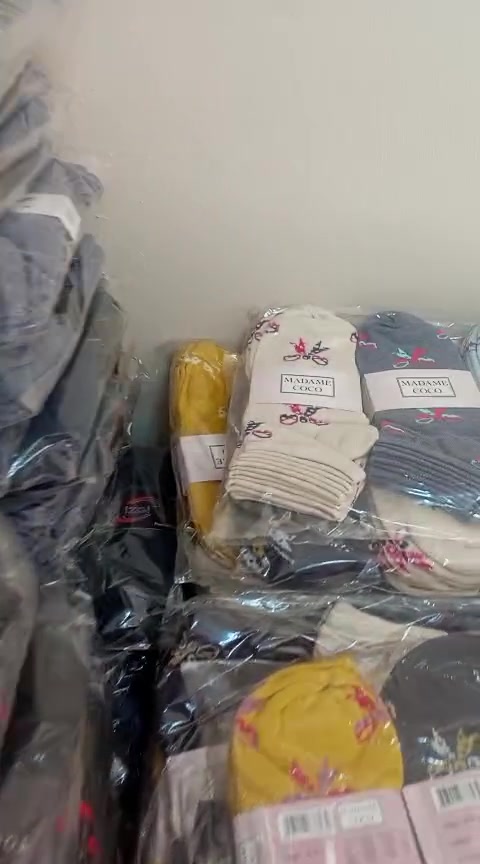 شروة جرابات نخب اول
الدزان فيها 12 زوج 

السعر درزان.  .1.90دولار فقط فيها 12 زوج 

أقل طلب.  1000 درزان

وسعر 
***********
4253