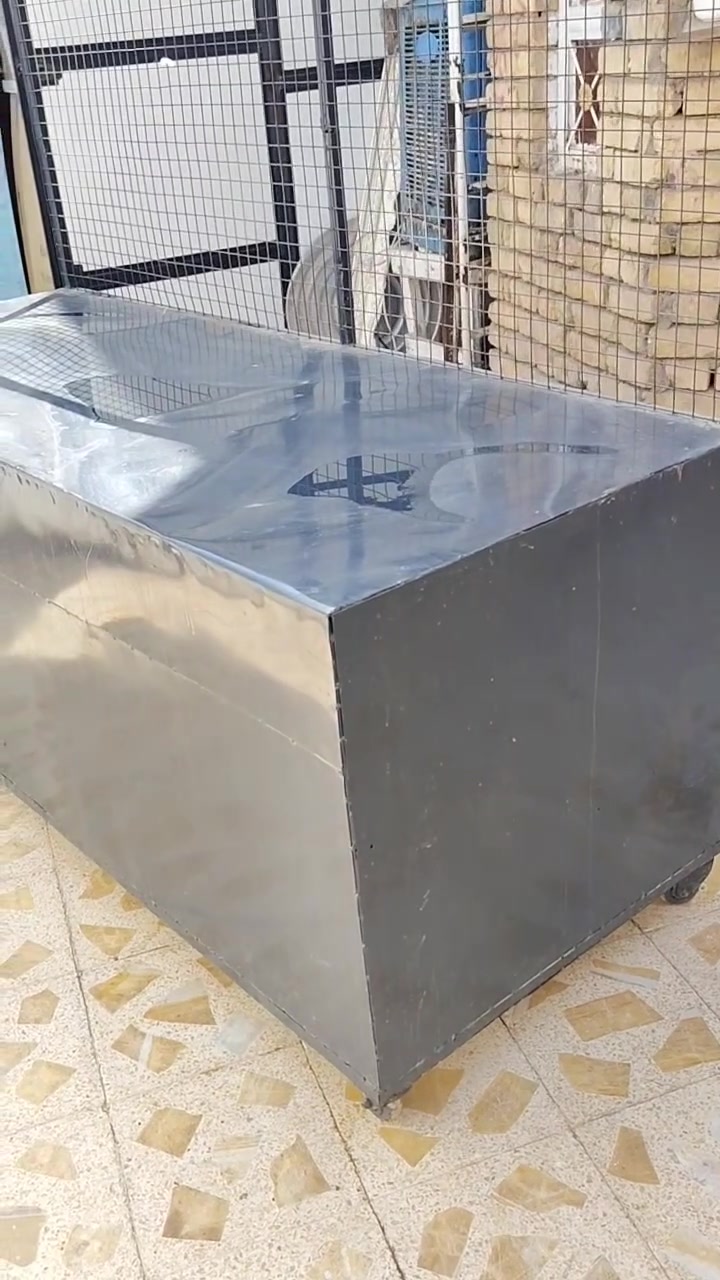 للبيع ميز حديد حي النداء
***********
