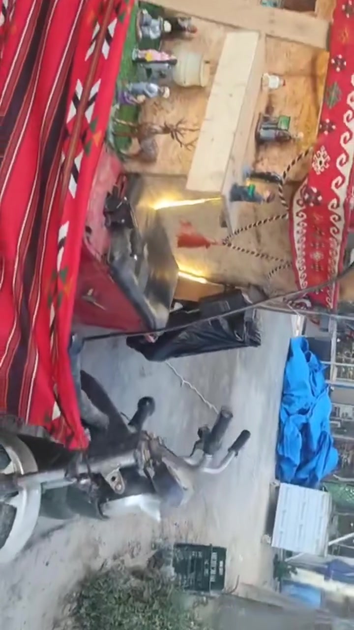 السلام عليكم عندي ستوته شحن مال قهوه كامله هيه وغراضه البيع بغداد ***********
