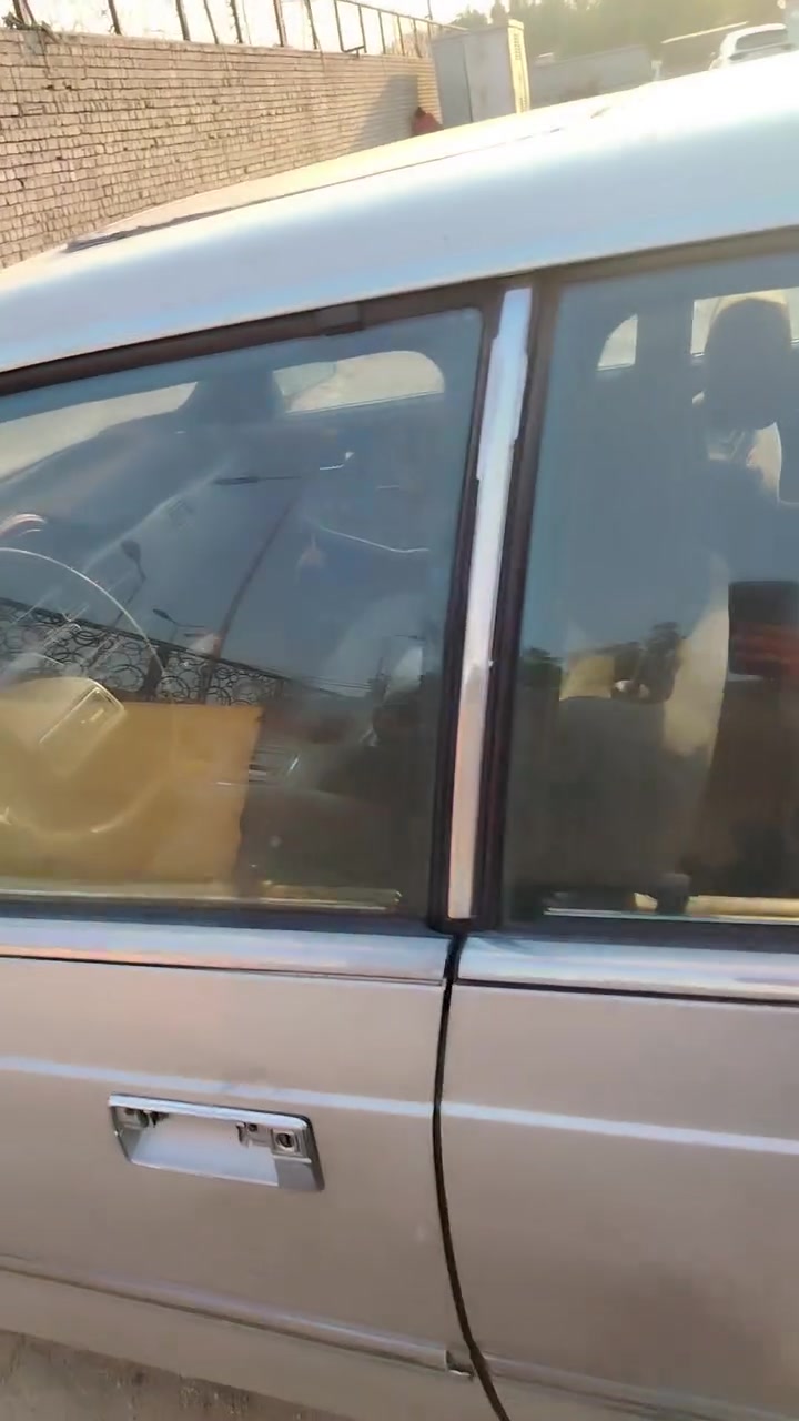 سلام عليكم سياره البيع مازدا مديل 89 رقم بغداد نكلزي تحول مباشر رقم ***********
