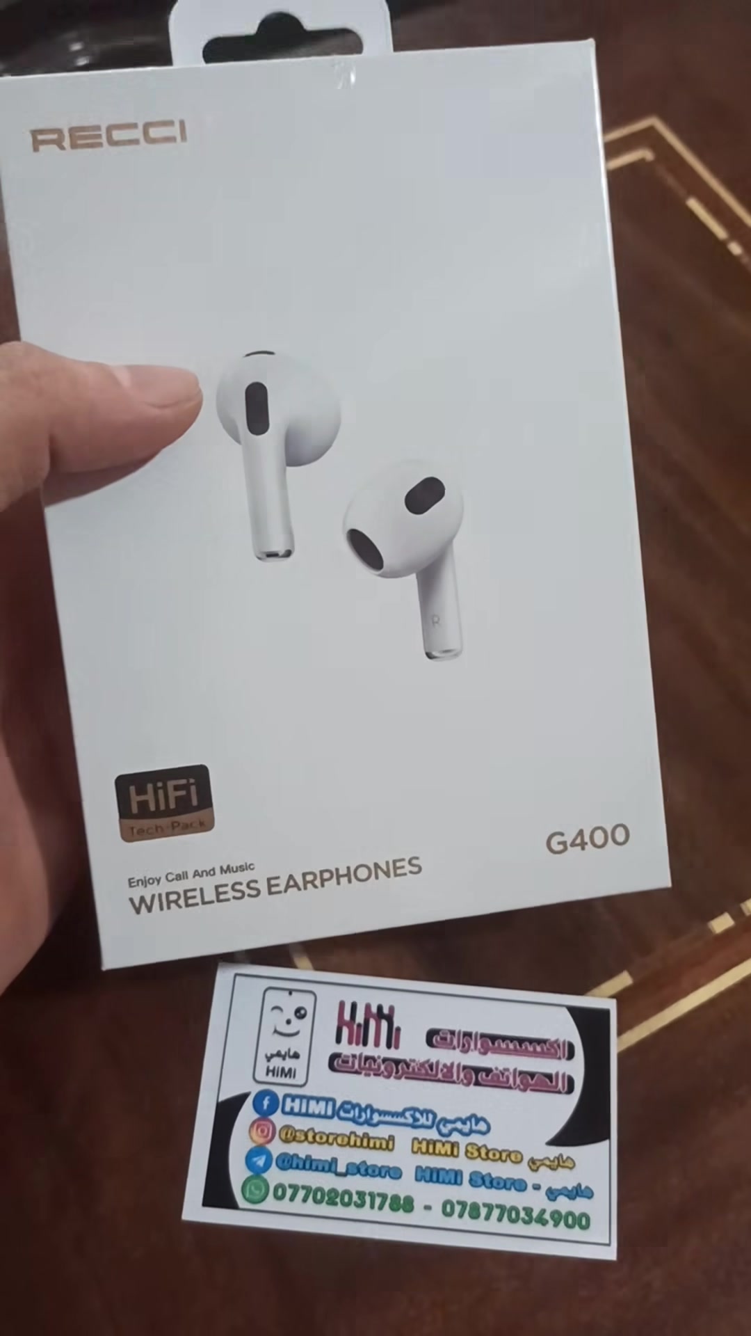 سماعة لا سلكية G400 Hi-Fi من شركة RECCI

موصفات ومميزات السماعة :
- سعة بطارية السماعة 30mAh وحافظة الشحن 300mAh
- تحتوي مايكروفون
- مريحة في الاذن
- تأثير واضح ونقي
- اتصال مستقر
- جودة صوت بدون فقدان اجزاء الصوت
- شحن سريع
- لا يوجد تأخير في الصوت
- صوت عالي الدقة
- لمس ذكي
- تتحمل فترة طويلة
- تحتوي التيتانيوم في التصنيع لضمان جودة الصوت
- تشبه سماعة ابل كشكل لذلك تعطي تصميم فخم وجودة ممتازة بالنسبة للسعر

السعر 25 مع التوصيل 

شركة RECCI اصلي
شركة تعتبر من افضل 20 شركة في الصين حسب تصنيفات معروفة موادها كوالتي عالي واصلية والضمان موجود 😎

ضمان لمدة سنة كاملة وفي حال وجود خلل مصنعي تستبدل القطعة 

هايمي HiMi (هدفنا الثقة 😃)
 
......... يوصلك وين ما تكون................

روابط وارقام هايمي HiMi 
على منصات التواصل الاجتماعي
انستغرام (Instagram)
https://www.instagram.com/storehimi
-
فيسبوك (Facebook)
https://www.facebook.com/himiacc/
-
تيليكرام (Telegram)
https://t.me/himi_store
-
واتس اب (Whatsapp)
https://whatsapp.com/channel/0029Vb60wns3rZZc6NmtiX0b
-
Tiktok
https://www.tiktok.com/@storehimi
-
***********
***********
#headphone  #apple #iphone #airphone #Recci
