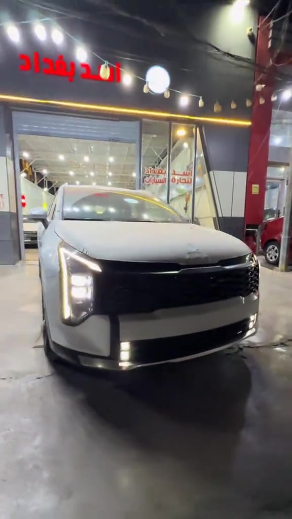 � شركة أسد بغداد لتجارة السيارات 🚘 🔥 كيا سبورتج 2027 🔥 🛡️ ضمان المجموعة الدولية 📍 مرقمة بغداد 🎥 مواصفات السيارة وتفاصيلها كاملة داخل الفيديو 💰 السعر: 35,200,000 مليون دينار ✨ تدللون 📍 الموقع: بغداد – الكريعات – معرض أسد بغداد 📞 للتواصل: 👤 علي: *********** 👤 علي: *********** 👤 عبدالله: *********** 👤 ليث: *********** 🤝 شراء | بيع | تبديل #أسد_بغداد #سبورتج #كيا_سبورتج #سيارات_بغدا
