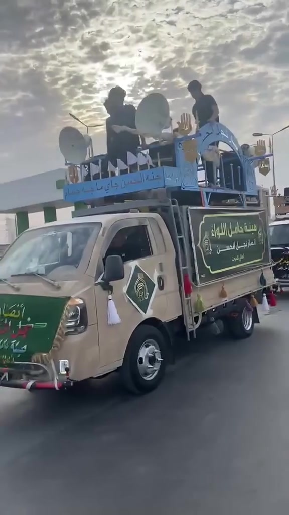 سيبايه للبيع مكان كوت
اربع صور 
اربع كتايب
اربع جفوف 
اربع رماح 
بيوت سماعات 
رجلين 20سانتيم 
صبغ جديد 
حديد ثكيل 
وكاعيه كامله 
***********
متواجد خاص
