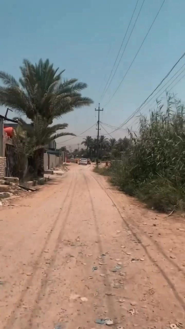 بيت للبيع
مساحة250م 
الموقع السايدين امام كوفي علاوي رعد
للاستفسار اكثر: ‭***********‬
