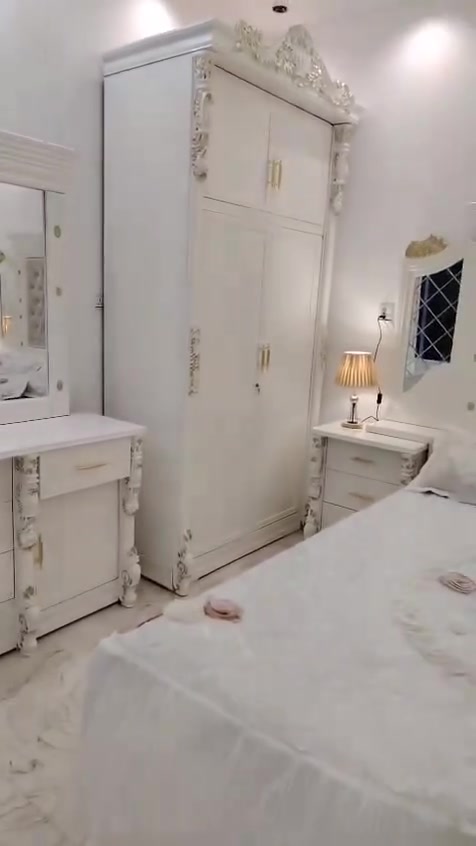 غرفه النوم للبيع احطاطه شغل درجه اولى مكان الفلوجه الجغيفي الثانيه استفسار على رقم ***********
السعر مليون ٦٠٠ الف بيه مجال شي قليل
