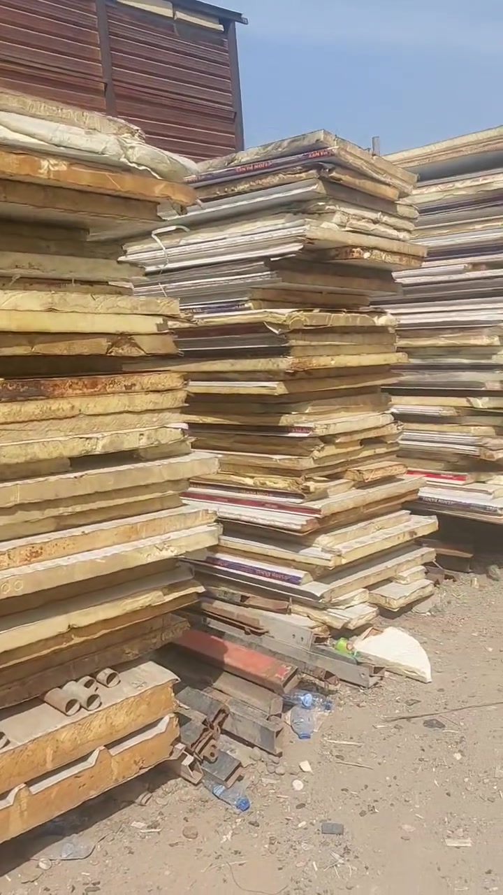 شرائط جداري • ٣٠٠قطعة • بغداد