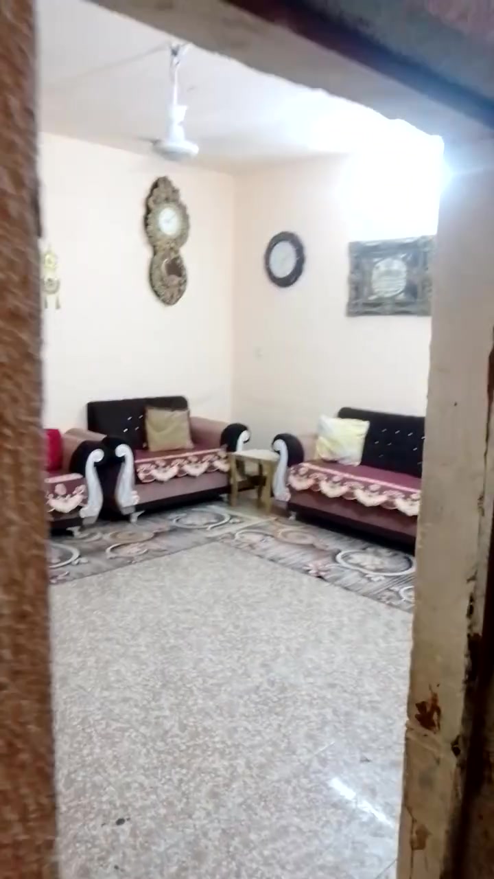 السلام عليكم اكو بيت للبيع شارع ابو دراج بيت طابق واحد مساحه 127 اكثر التفاصيل السلام عليكم اكو بيت للبيع ***********
