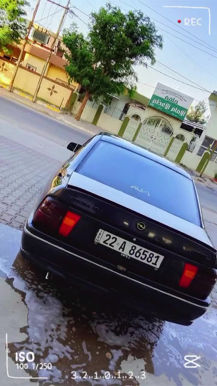 اوبل فيكترا • ١٩٩٣ • رقم اربيل
