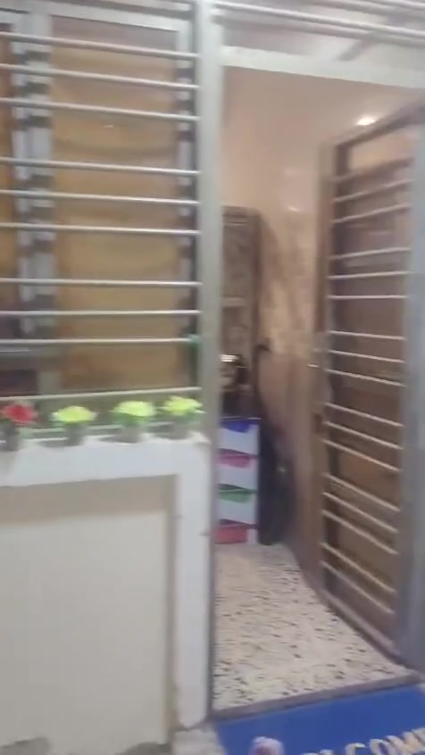 رهنيه بيت 100م طابق ونص قريب الهياكل الرهنيه 35ويجار150مراجعه مكتب التساهل اللعقار في شارع خوله لاتصال ***********

