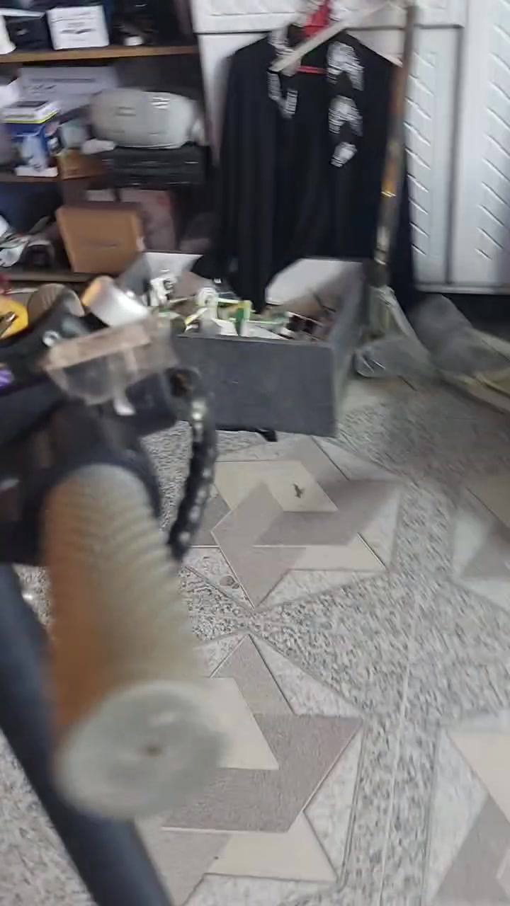سكوتر شاومي مستخدم جدا قليل ماركة أصلية
السرعة القصوة ٢٥..٣٠ على وضعية s الرياضية 
يدعم خاصية البلوتوث من خلال تطبيق خاص به 
الشحنة الواحدة من ١٥ إلى ٢٠ كيلوا متر وحسب وزن الراكب 
سعر الشراء ٣٥٠ الف 
سعر البيع حاليا ١٨٠ الف
معرض صفاء العباسي القوسيات طريق دهوك مقابل مطعم زقورة 
***********
***********

