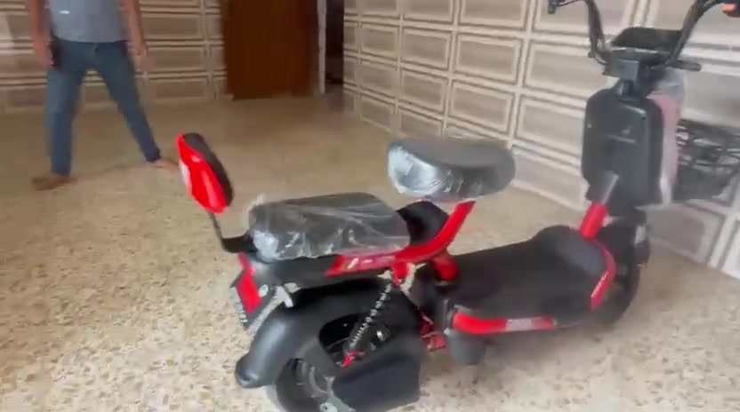 دراجة شحن البييع درجة جديده السعر 400 بي مجال رقم *********** الشراي يتصل
