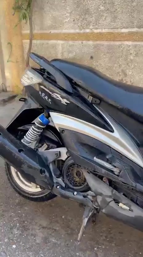 السلام عليكم
سكنس فحل 2011
الدراجة نظيف شوفت عينكم بيها نقوصات بسيطه
١- تريشه يمين
٢- اشاير
غير هذني ما تلكى
++ دشبول ثلاث الوان
سعر الدراجة 675 وبيها مجال للطيبين
مكاني : بغداد الخطيب الزراعي السايدين
رقمي واتساب: ***********
