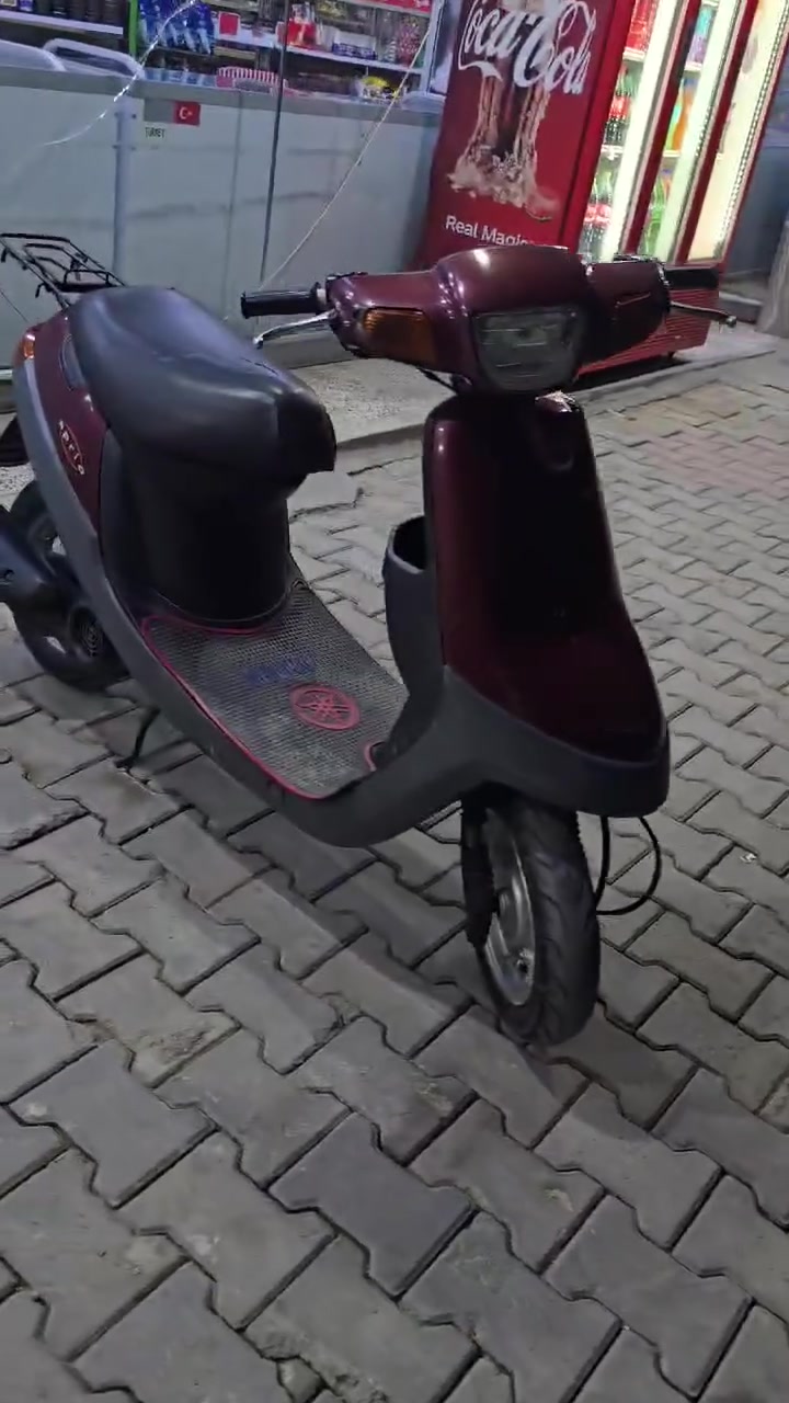 سلام عليكم دراجه بطه جديده صارله شهر من طالعه من الرمبه دراجه مديل ٢٠٠٣دبل سكريتلردراجه نضيفه كلش سعر ٦٥٠وبيه مجال العنوان كربلاء الجمعيه ***********
