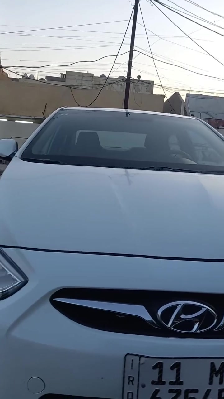 السلام عليكم.....
اخوان شوف الفيدو واقتنع وخابر بيك خير وتدلل اخويه 
اكسنت خليجة موديل 2016 فول موصفات محرك 1600
فتحة سقف/ اشاير بالمري/ حساسات خلفيه/ تحكم ستيرن 
شاشة تاب/ تخم تاير/ ادامه كاملة/ رقم بغداد الجديد الدولي والسنويه باسمي السيارة بيه قطعتين صبغ السعر 98
وبيه مجال خابر وتدلل والف عافيه للياخذه *********** بيه واتساب
