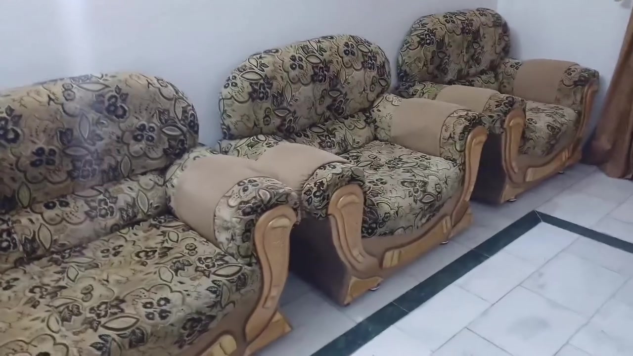 السلام عليكم تخم للبيع نظيف تكمة ضخم .. السعر 250 الف . كوت الفلاحية ***********
