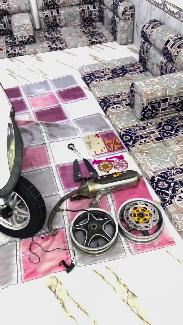 ماكس عدله • مامفتوحه • حاويه