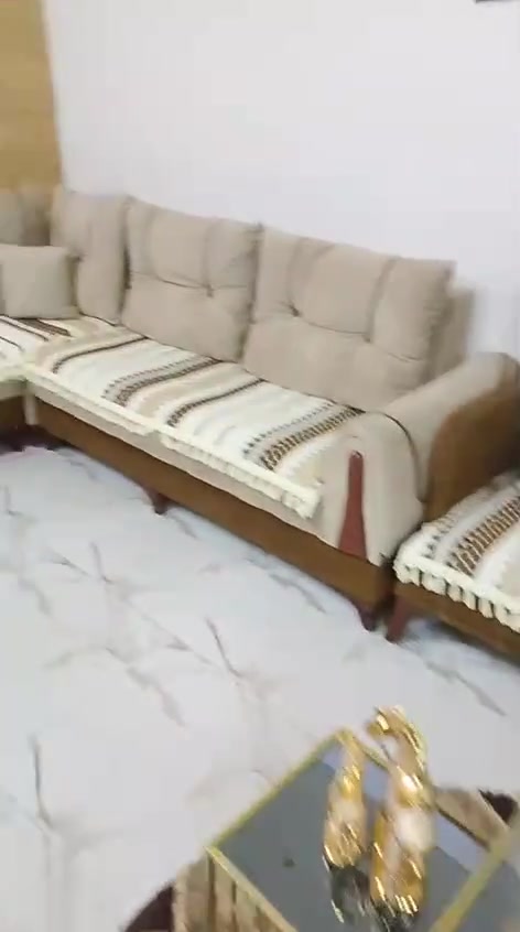 غراض للبيع كلمن  وسعره  انضاف كلش  ***********
