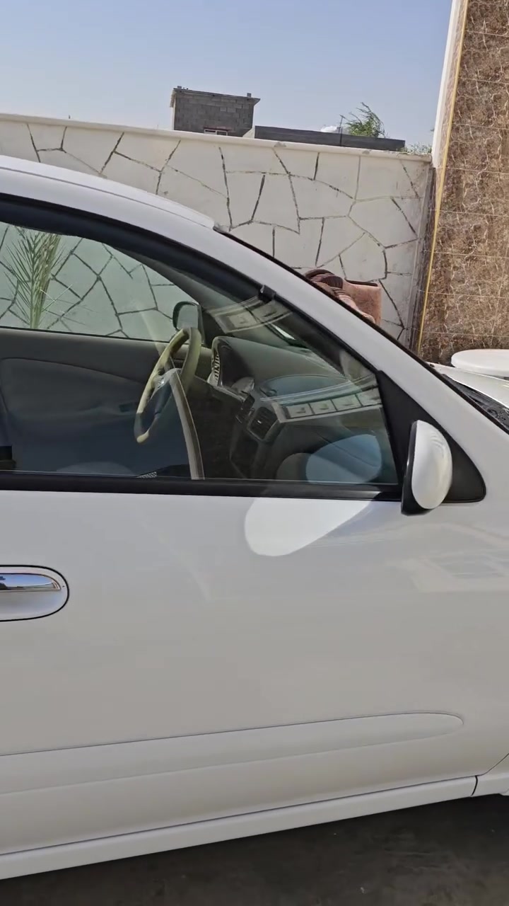 السلام عليكم البيع نيسان سني 2010 كفاله عامه حتى من الشخط سياره جديده ميحتاج اوضح بعد گير اوتو محرك اسود ماشي 264 سياره مامشتقله تكسي خلاص بسم دكتور  ابيع تحويل مباشر سعر 115 ترهم مراوس حسب الغناعه مكان سياره حديثه  هاتف ***********
