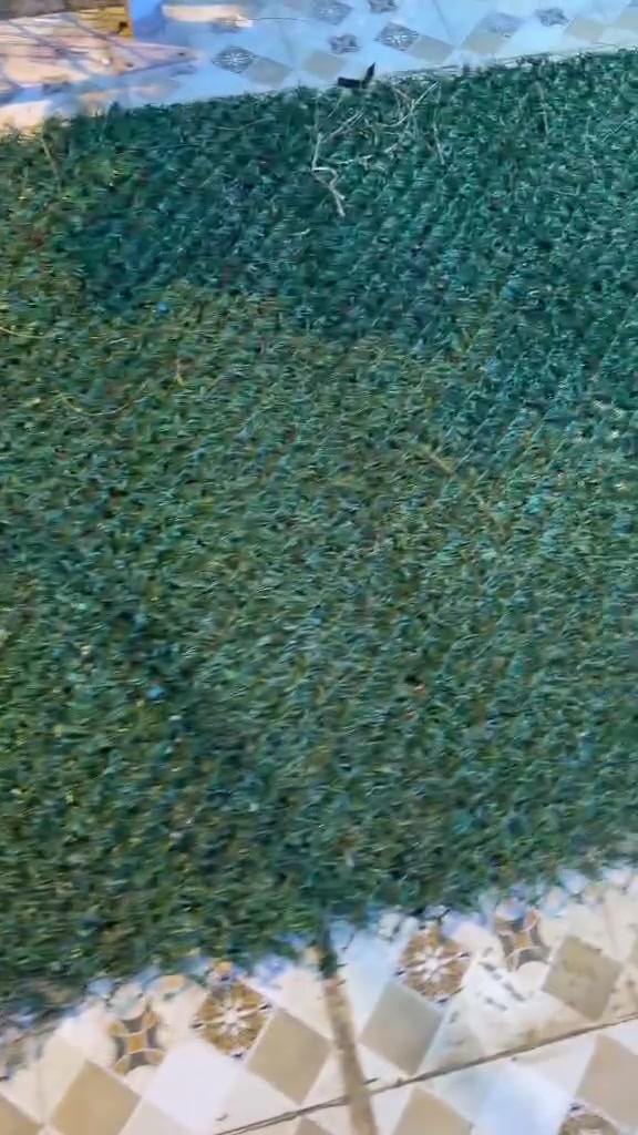 السلام عليكم سيم بيارسي أخضر قياس خمسه متر مكان حله مركز ***********
