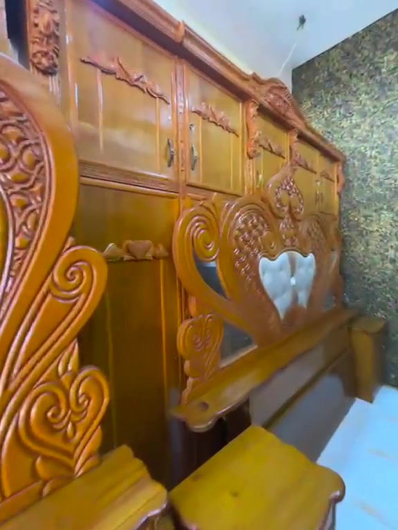 وصلت وجبة غرف نوم مستعمله درجة الاقتصادية سعر مناسب جداً 
هدية مع الغرفة طابورية. تصل ***********
