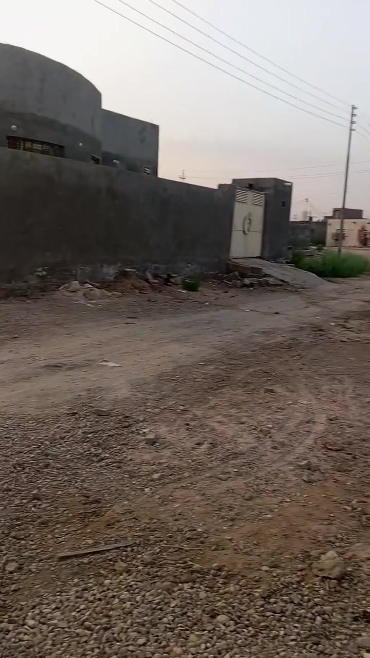 ابتلو رباط للبيع زراعي منطقة سميلات مساحه 250م قريب من شارع تبليط ماي وكهرباء الاتصال ***********
