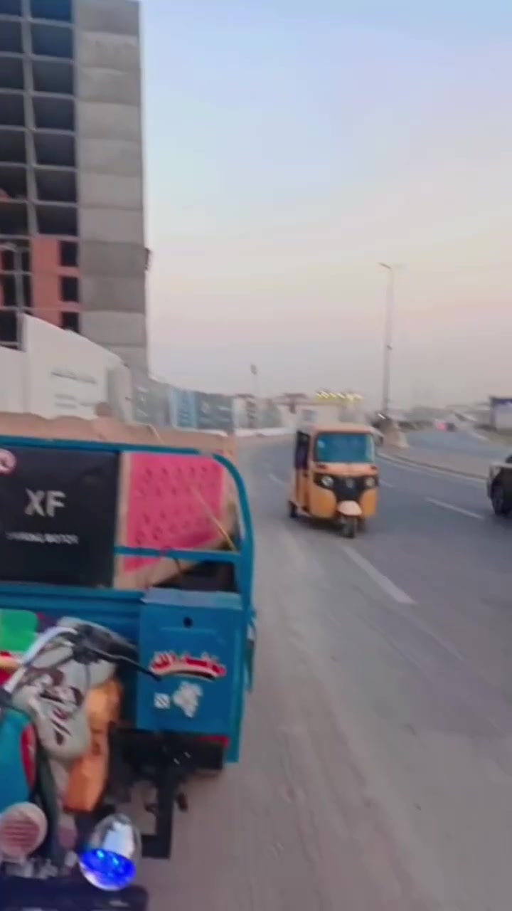 سلام عليكم مكلف بنشر ستوته للبيع مكانها بغداد الحسينيه الراشديه ***********
