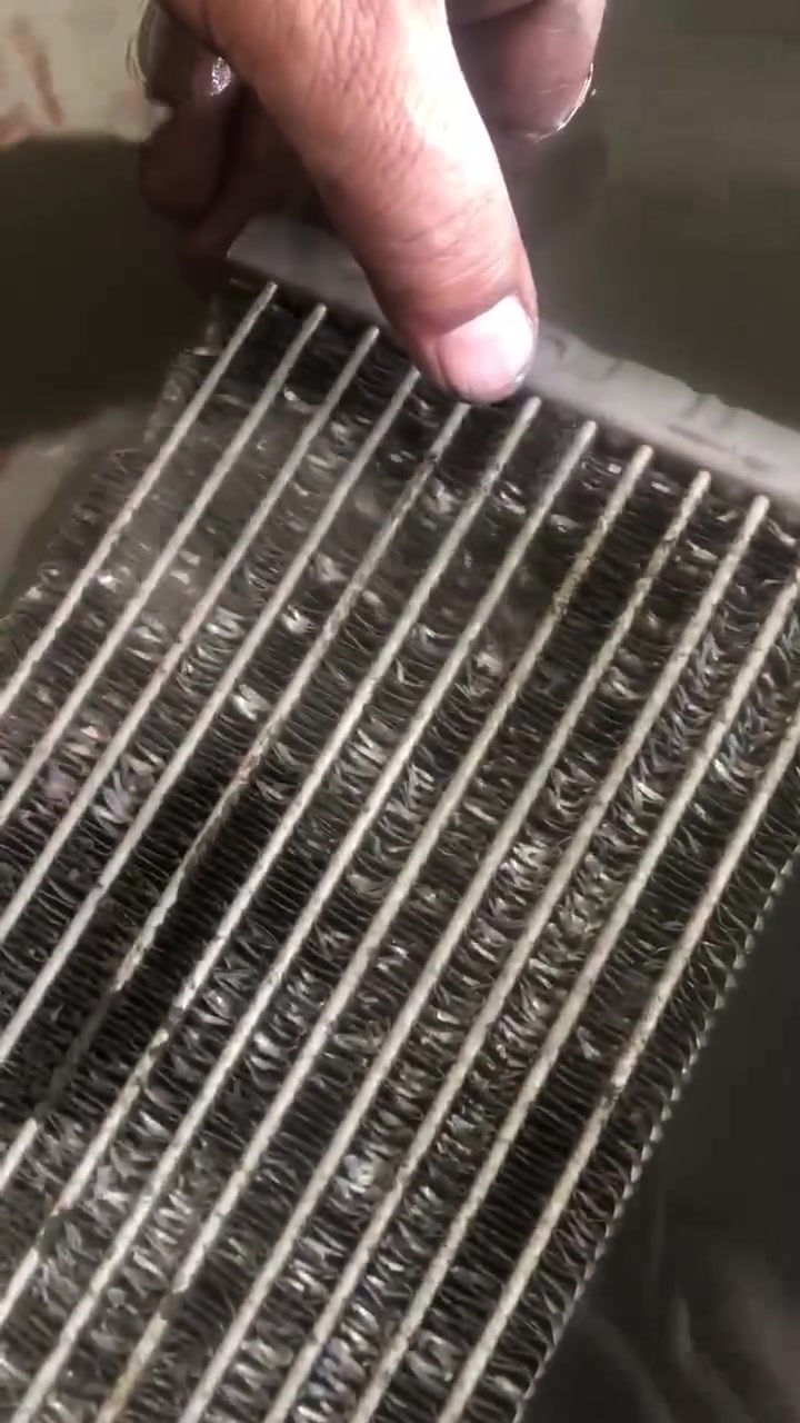 سلام عليكم دوج كرفان موديل ٢٠٢٠ سيارة اخونه ابو مصطفى تبديل فريز خلفي وبوكس وكمبريس وصوند حار وشحن غاز فرنسي اصلي ابو علي التبريد ساحت عدن خلف معمل جلبي قرب عباس دوج ***********
