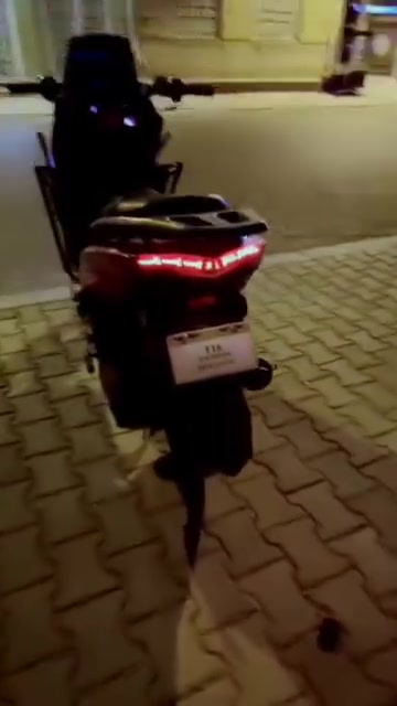 سكنس • نجف • مفاوض