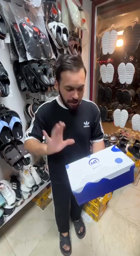 شحاطه فول كوالتي خياط بل كامل طبي 💯 سعر 🔥🔥
الحريه الأولى بدايه شارع جنابيز مجاور مطعم أبو ستار👌🥇
