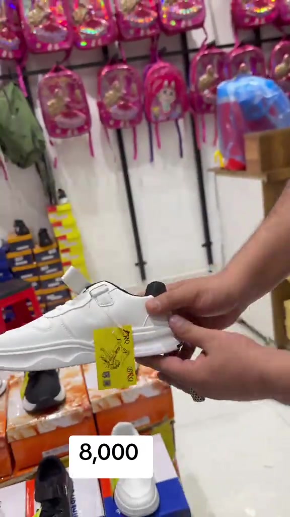 مجمع مصطفى البصام 👟 ✨ وفرنا لكم حذاء شبابي بناتي  السعر 8,000 آلاف فقط! 📍 العنوان: السماوة - الشرقي (قرب مجمعات محمد البصام للأطفال) 📲 للحجز والتوصيل عبر الواتساب: واتساب موبايل 📱 ‭***********‬ القياسات كل موديل مذكور بالفيديو
