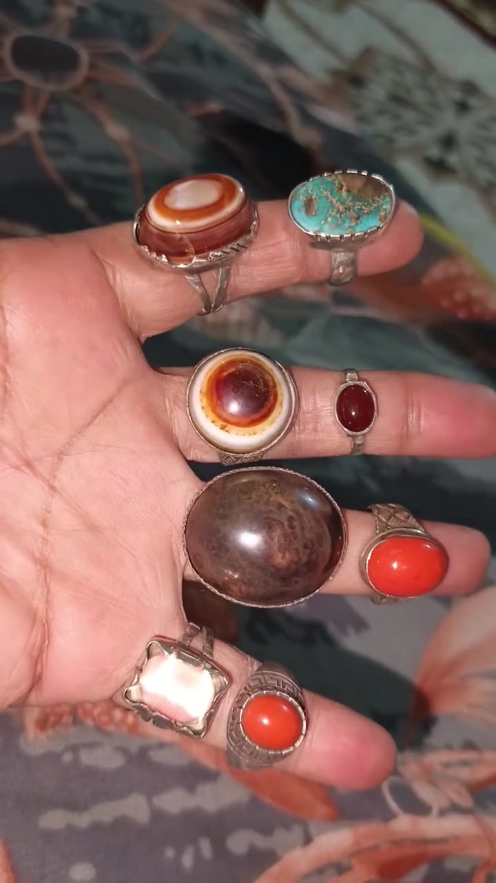 ٨ محابس • فضية • صياغة يدويه