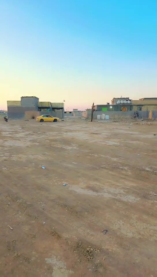 سلام عليكم
عندي 800متر البيع بل دوانتم مقابيل الئ 400 شارع بيت حسن باتول قريبه على ساحت التشابيه كافت الخدمات‏‪  ***********
