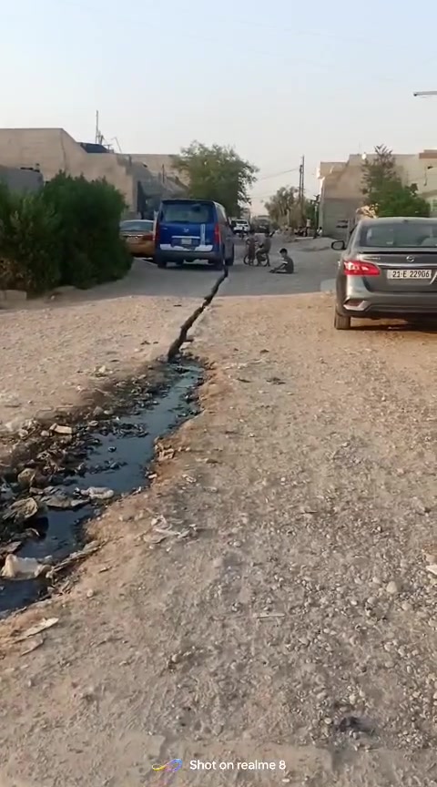 قطعة أرض زراعي للبيع 200 متر ركن العنوان حولي الحي العسكري الزراعي فرع جامع عباد الرحمن 
رقم الهاتف***********
