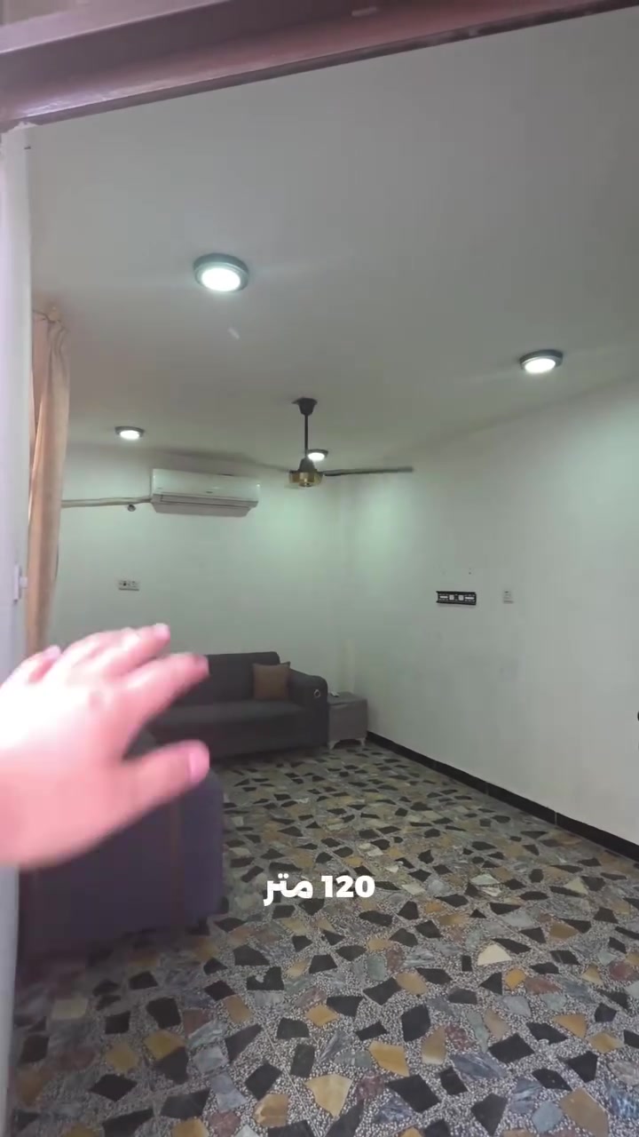 🏠 شقق فندقية للإيجار  _  المنصور / الداودي 
🏙 طابق أول 
🏠 غرفة نوم 2 + صالة + مطبخ + صحيات 
📐 مساحتها 120 م٢
👨‍👩‍👦‍👦 مناسبة للعوائل او الأجانب 
💰 بـ 900 $ 
للأستفسار : ***********
