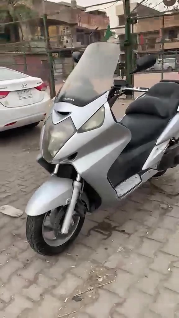 سلفر ٤٠٠ • فديو • مجال قليل
