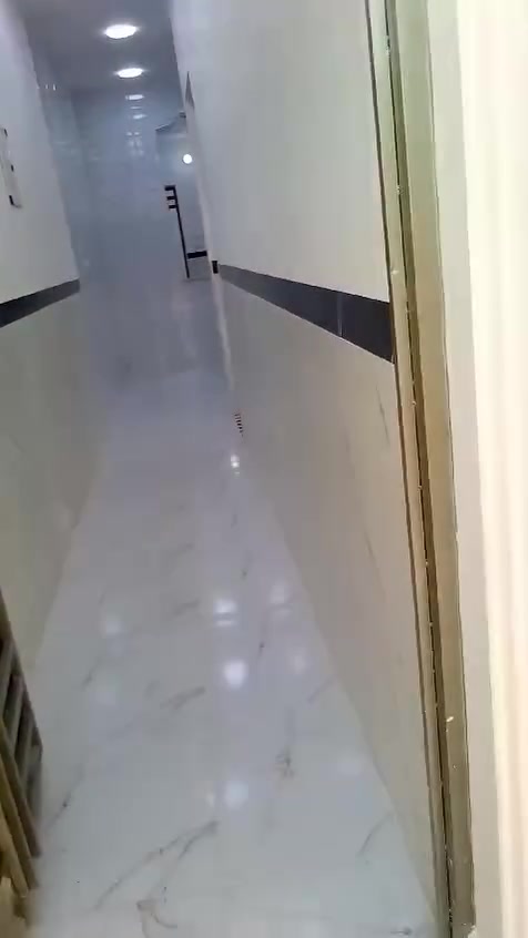 بيت ١٠٠ متر طولاني بيه غرفتين وحده فوك وحده  طابو زراعي بحجي حسن الأولى للايتفسار الاتصال ***********
