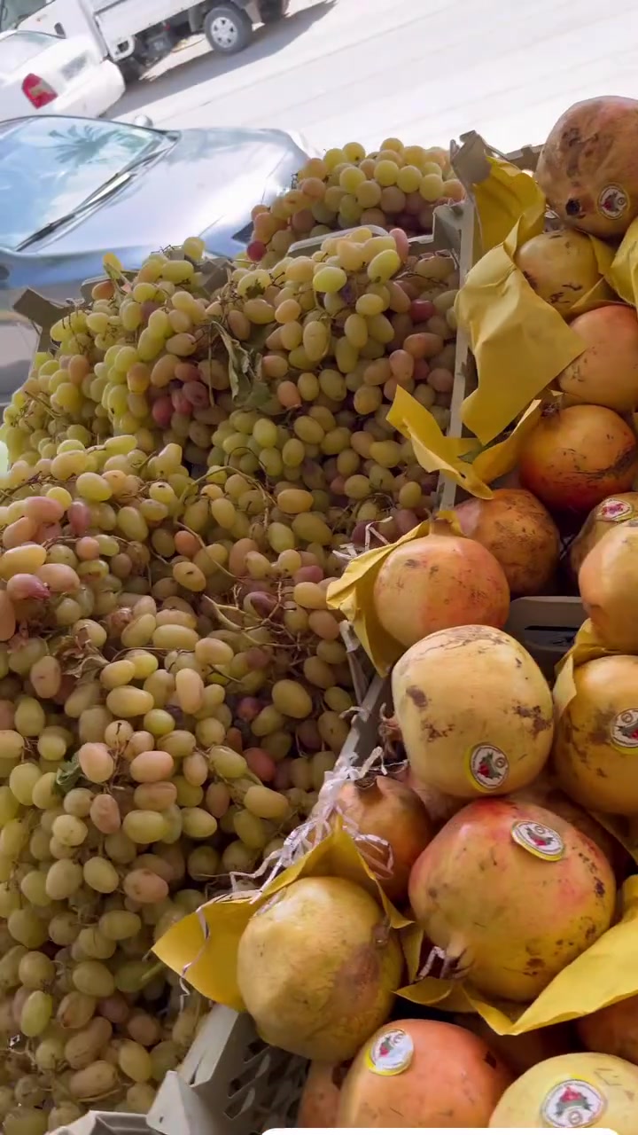 �🍇 فواكه طازجة يومياً 🍎🍊
أجود الأنواع وبأسعار حلوة 😍
🚚 توصيل لباب البيت
📲 ***********
✨ ضيفوا الصفحة واطلبوا هسه

