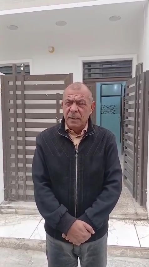 سلام عليكم بيت البيع في منطقه الدوره الهواشه. مساحه 67 متر ثلاث طوابق بناء حديث 2025 السعر الاستفسار ***********

