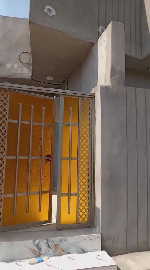 السلام عليكم بيت المساحه 120م الرجيبه مقابل المحكمه زراعي سند 25قرار محكمه يرهم اقصاد ونقد***********

