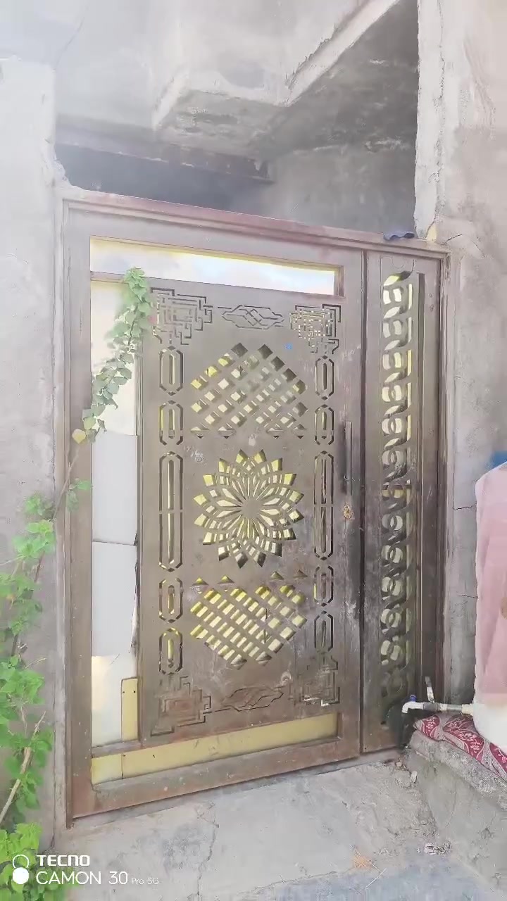 سلام عليكم بيت لبيع ٦٦مترسند٢٥٠٠   ***********

