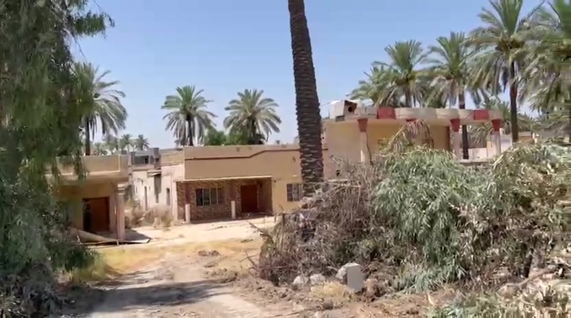 بيت قديم ابيعه قطعه المساحه 600 متر سند 25 بسمي وجه شارع عام  السعر 100مليون *********** ***********
