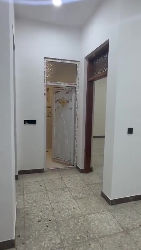 حياكم الله جبدي
شقق للايجار بعماره جديده وبناء حديث 
وتحتوي على مصعد

مكونه من :
غرفتين نوم
صاله 
مطبخ
حمام

للتواصل على الارقام التاليه
***********
***********

العنوان 📍
الامين شارع البانزيخانه بالقرب من مطعم الرياضي
