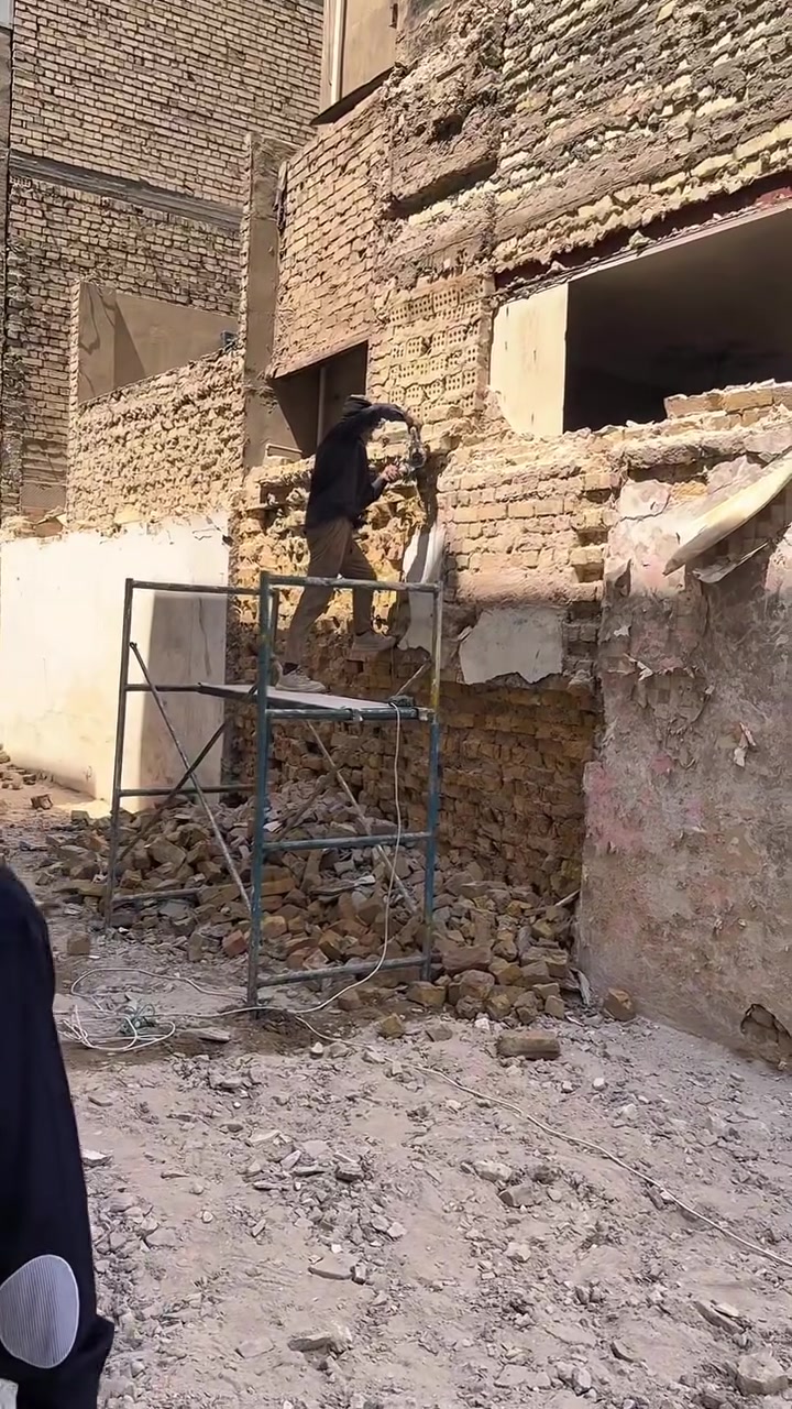 🏠 تريد تبني بيتك بميسان؟ لا تخلي التنفيذ يصير تجربة!
هسه صرنا متواجدين في ميسان ونقدملكم أعمال البناء والمقاولات من التصميم إلى التنفيذ والتشطيب 👷‍♂️🏗️

🔸 بناء وترميم
🔸 واجهات وديكورات
🔸 جبس بورد وتشطيبات
🔸 مخططات معمارية
🔸 تنفيذ وإشراف هندسي
🔸 شغل مرتب واتفاق واضح من البداية

📞 للاستفسار والحجز:
***********

📍 ميسان — وخدمتنا تشمل المناطق القريبة

شركة بوابة العراق المتحدة للمقاولات
بناء • ترميم • تصميم • تنفيذ • إشراف
